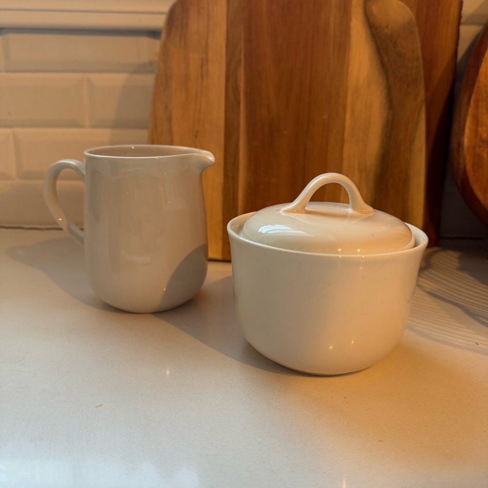 Corningware Sandstone Beige Creamer and Sugar Bowl with Lid